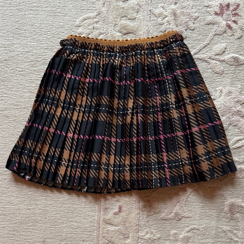 Girls Pleated Plaid Skirt in Black, Brown & Pink